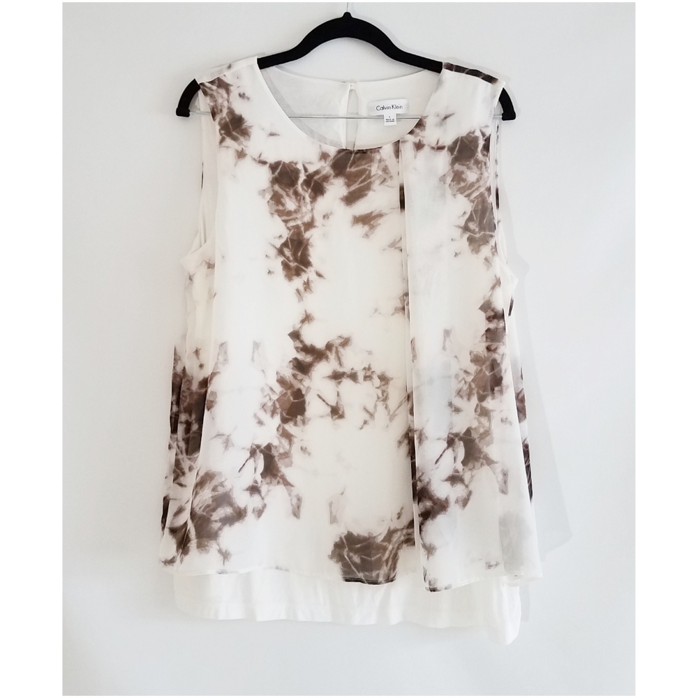 🌺Calvin Klein Sleeveless Marble Design Top/Blouse